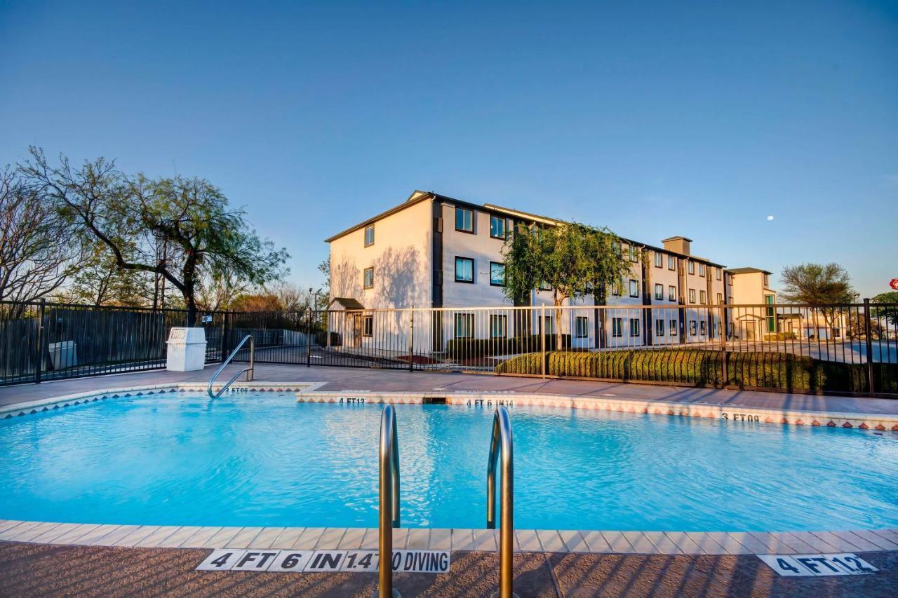 Motel 6-San Antonio, Tx - Sea World North Εξωτερικό φωτογραφία