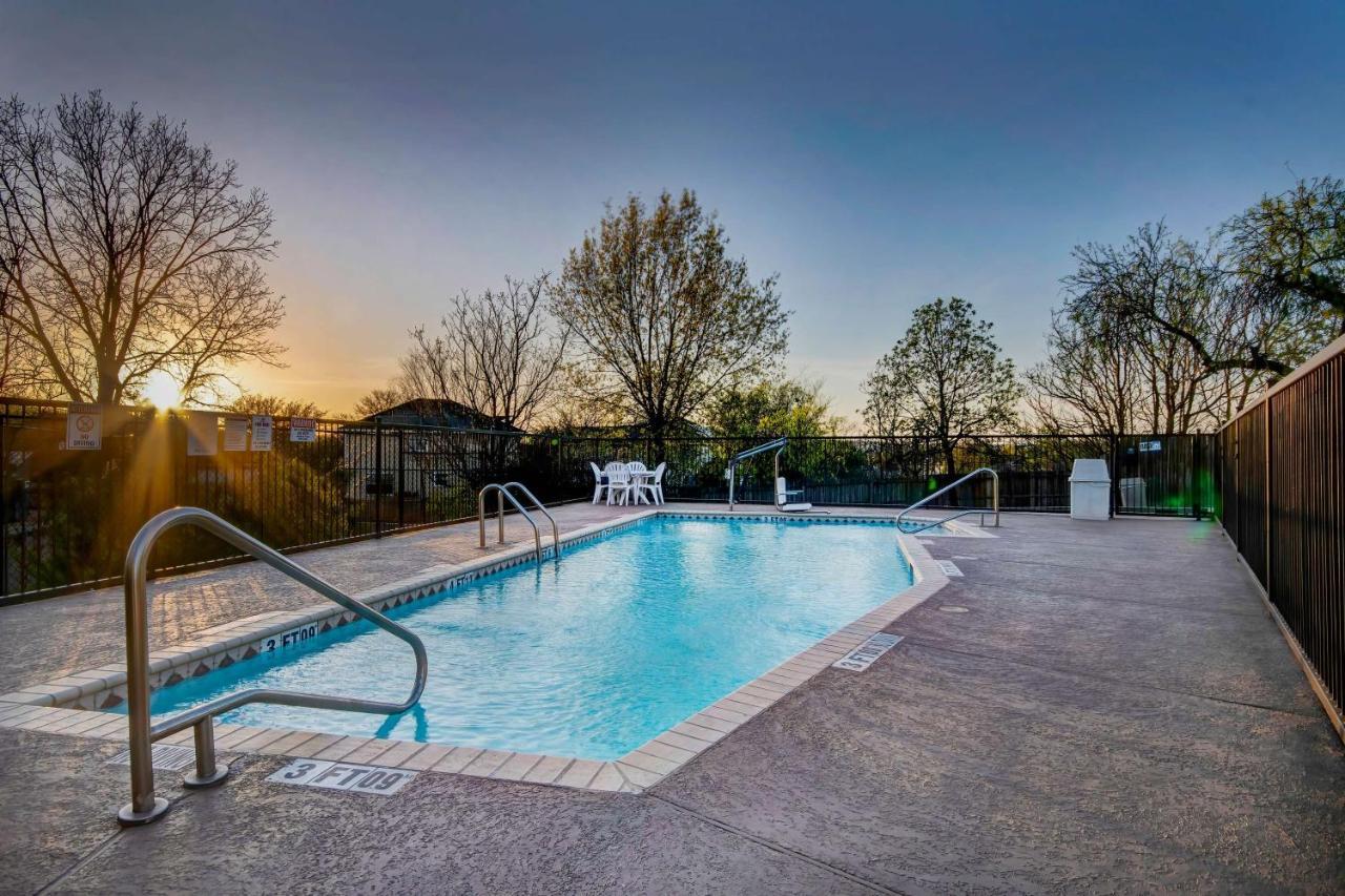 Motel 6-San Antonio, Tx - Sea World North Εξωτερικό φωτογραφία