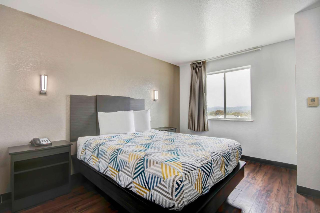 Motel 6-San Antonio, Tx - Sea World North Εξωτερικό φωτογραφία