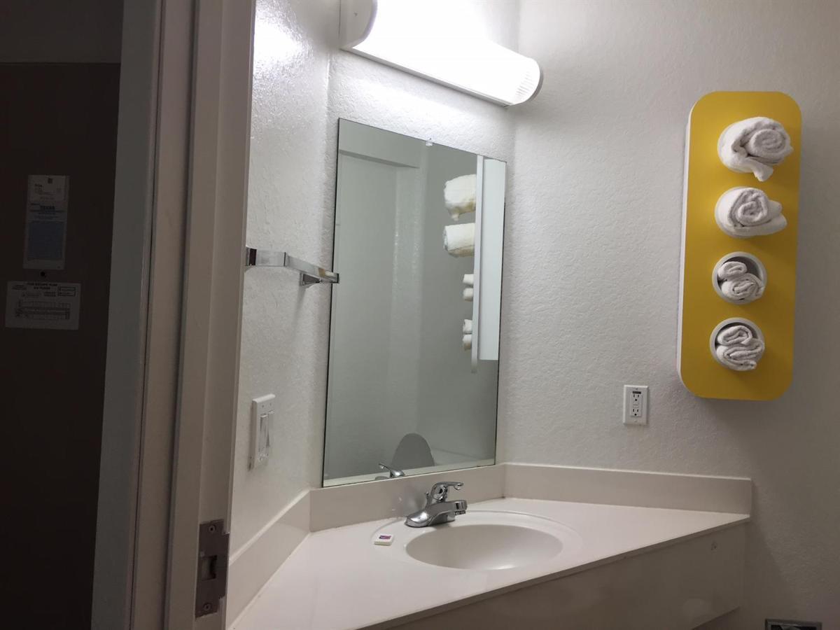 Motel 6-San Antonio, Tx - Sea World North Εξωτερικό φωτογραφία